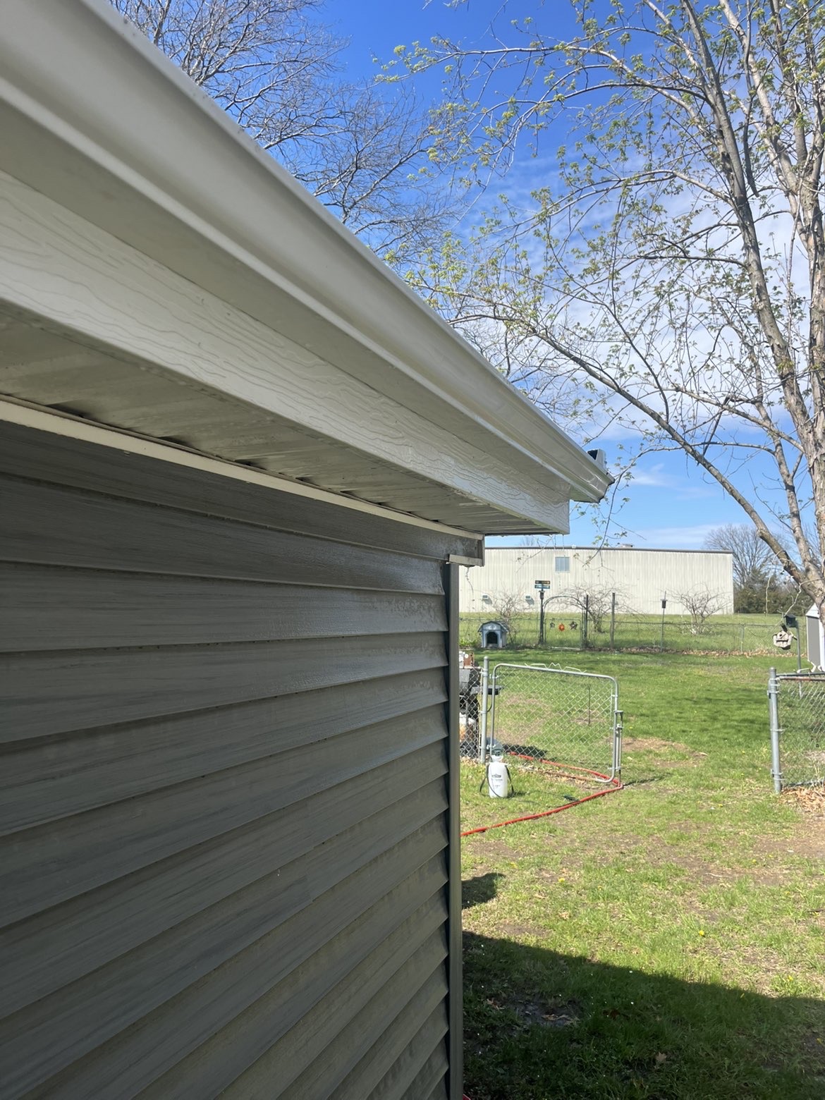 Professional soffit washing and gutter cleaning service